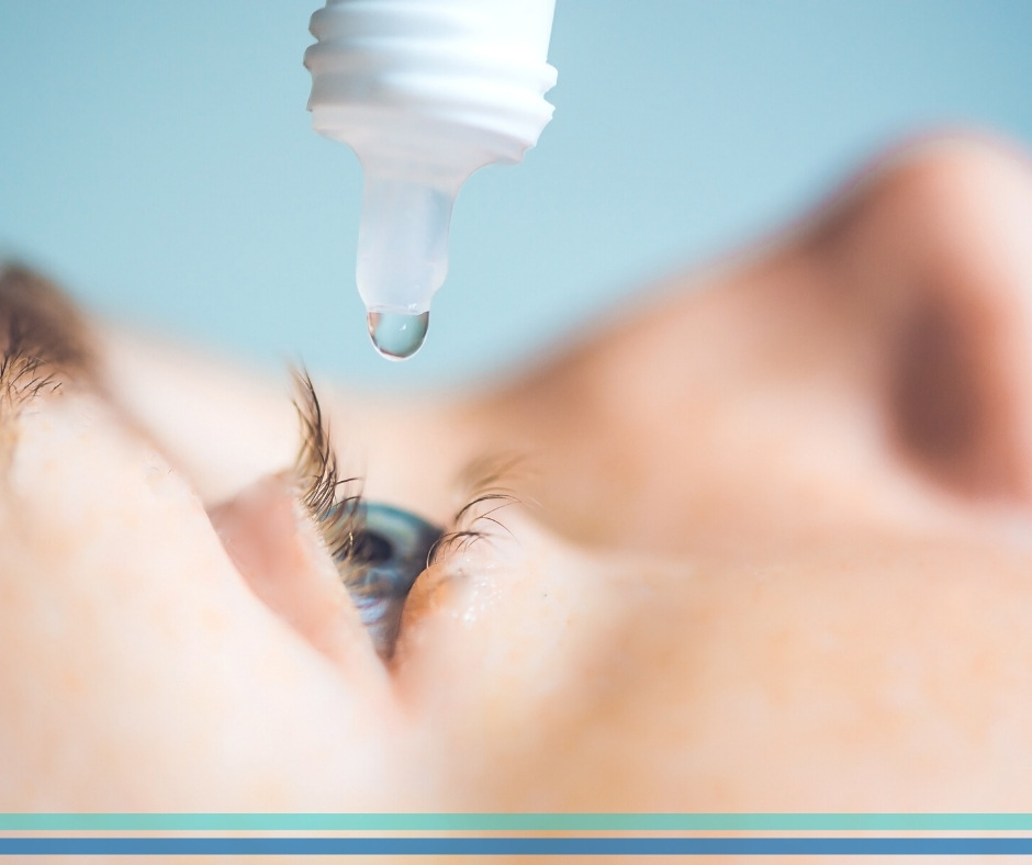 Eye taking atropine eye drops